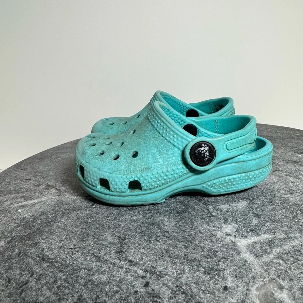 Teal Blue Crocs Rubber Clogs 6